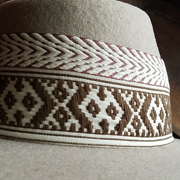 Host Pick! Soon! Olive Pique vintage wool hat - Picture 5 of 9